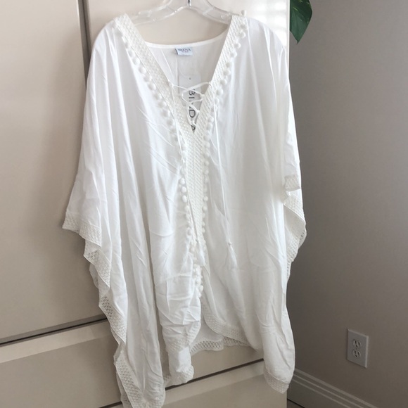 Bindya Coverup - Picture 4 of 9